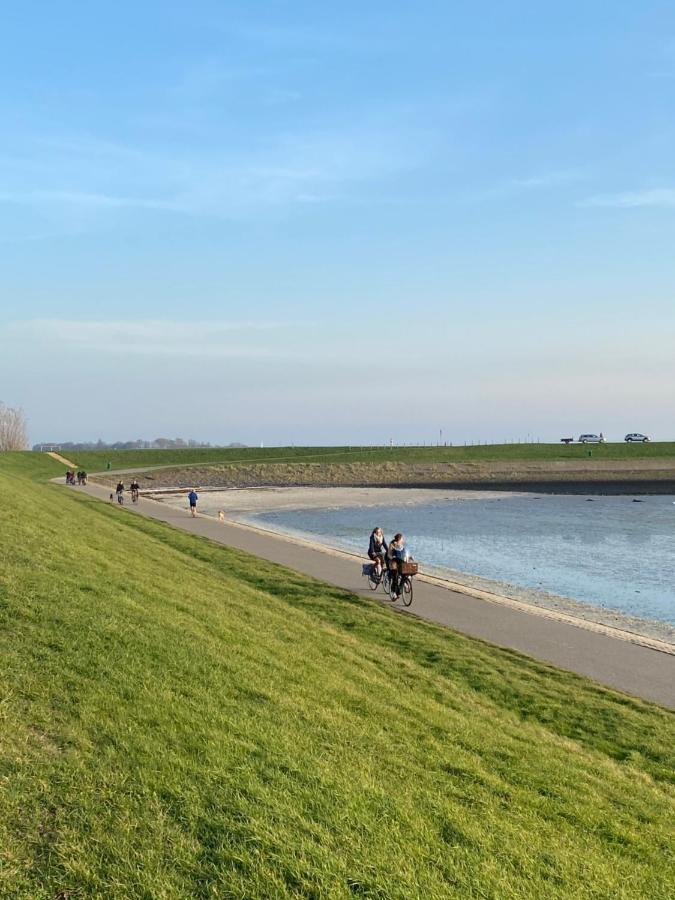 Bungalow Scheldezicht in Zeeland dicht bij zee Scherpenisse Buitenkant foto